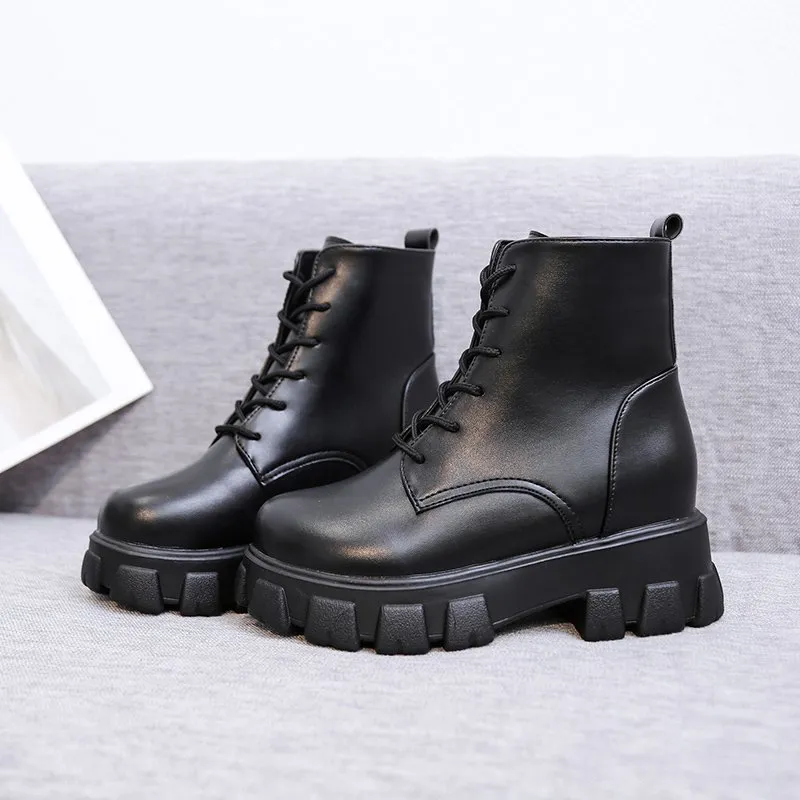 Women's platform Martin boots - Black