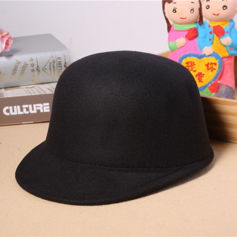 Woolen bowler hat