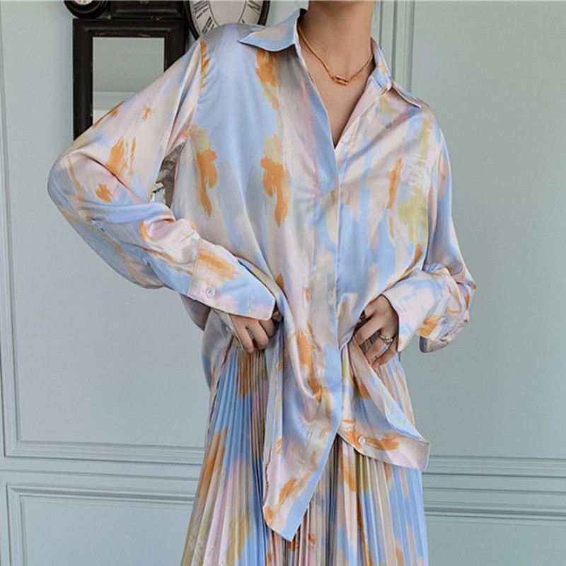 Women's Blooming Printed Shirt And Pleated Skirt Suit