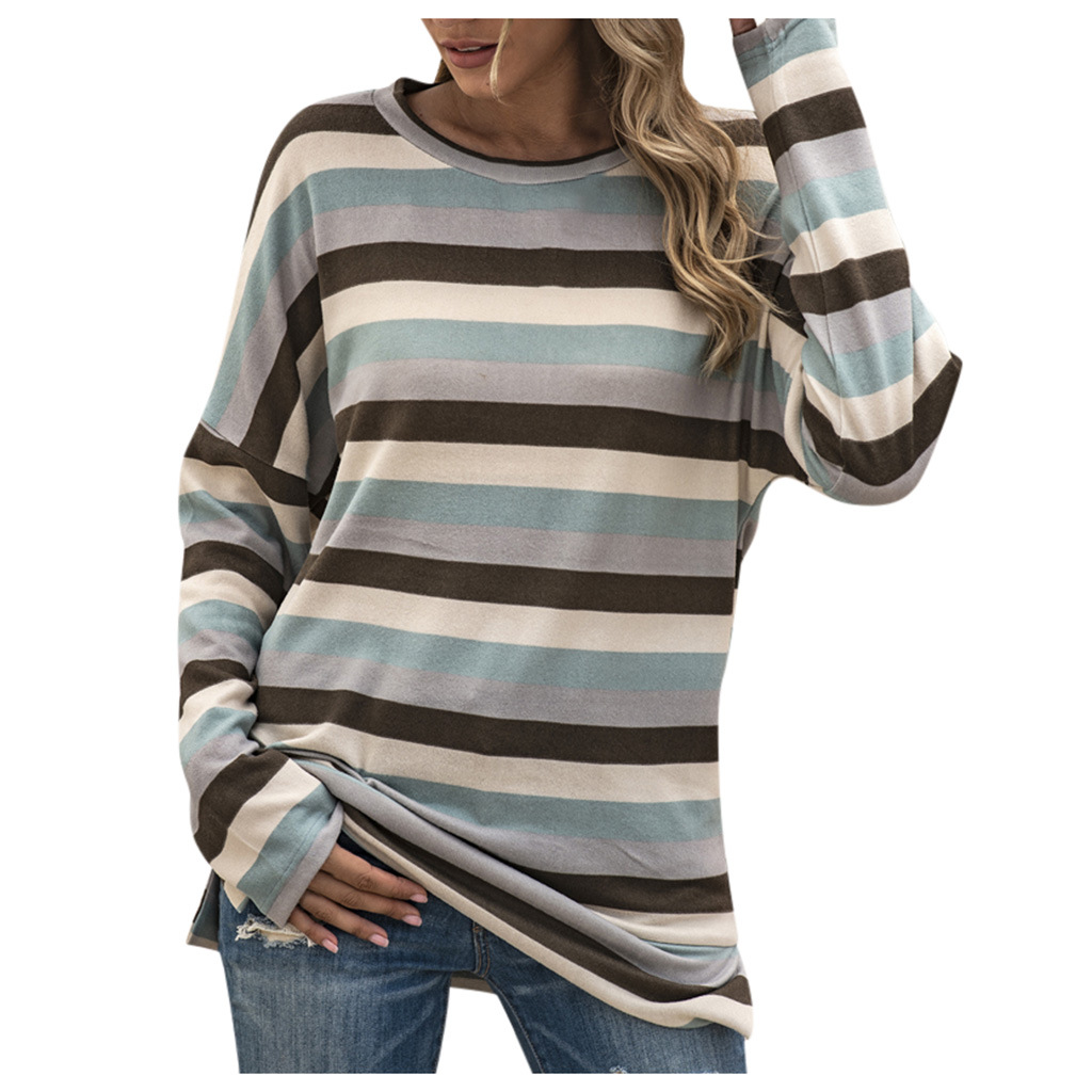 A versatile hoodie with a striped round neck
