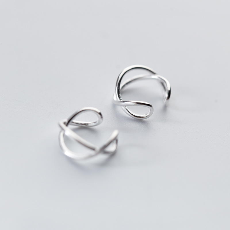 Irregular knot knot ear clips without piercings