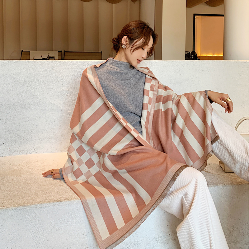 All-match Women's Winter Shawl With Warmth And Thickening