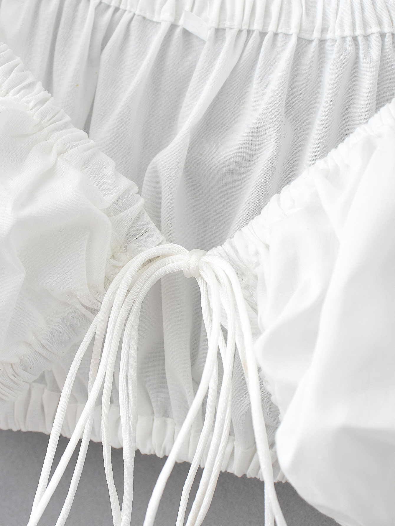 قميص نسائي صيفي قصير الأكمام بتصميم توب أنبوبية ودانتيل جديد