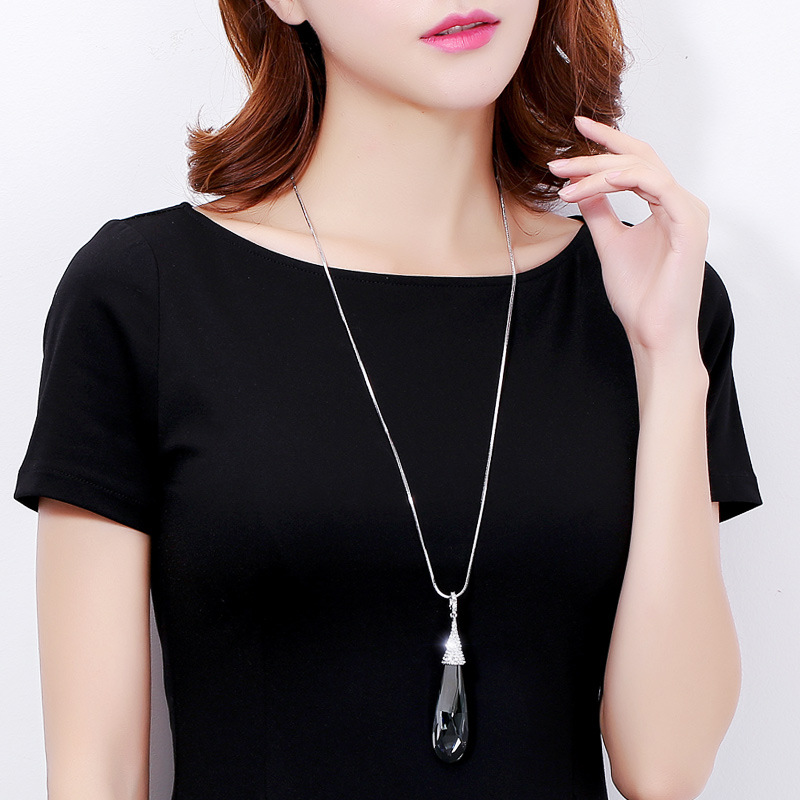 Fashion All-match Temperament Crystal Sweater Chain