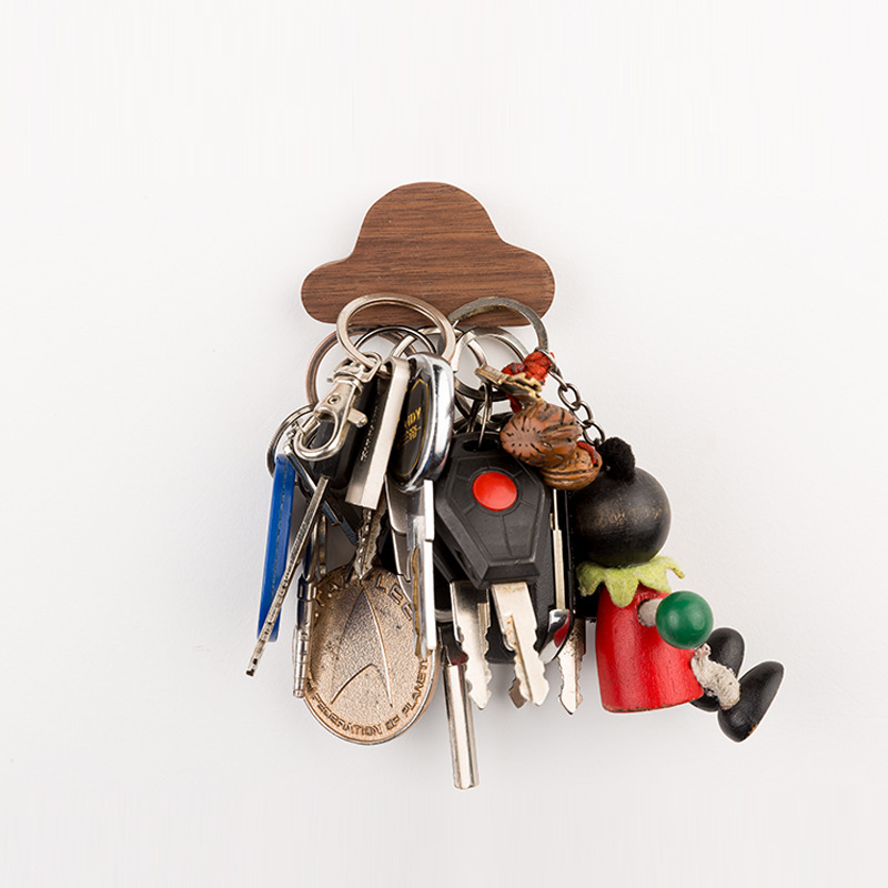 Punch-Free Magnet Wall Hanging Cloud Key Holder