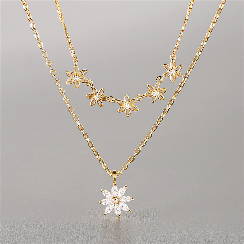 Hot Fashion Trend Diamond Petal Clavicular Neck Necklace