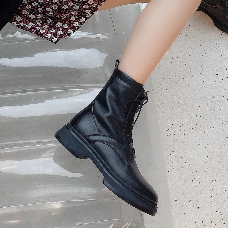 Ladies Martin Boots With Thick Bottom Lace