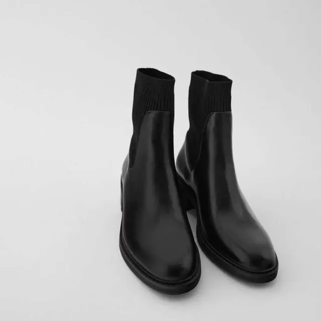 Black Thick Heel Low Barrel Round Head Martin Boots Black - Shop at LoveMi