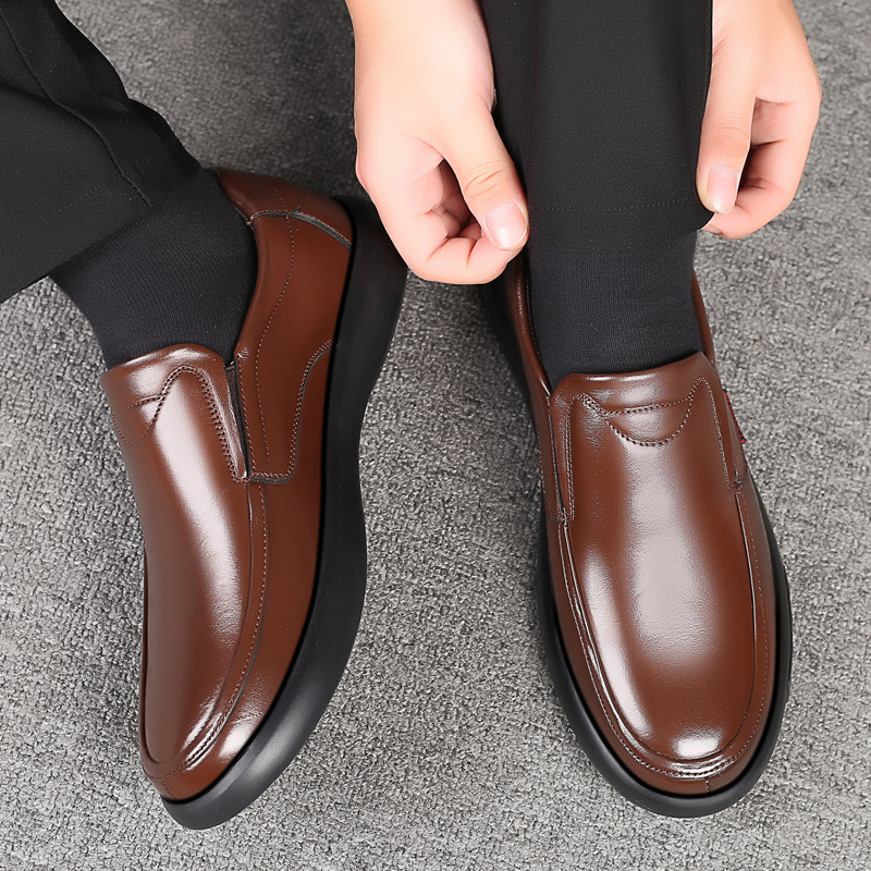 Soft-soled Soft Leather Non-slip Shoes For The Elderly
