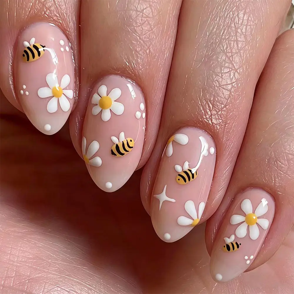 Of Short Almond-shaped Press-on Artificial Nail Sunflower