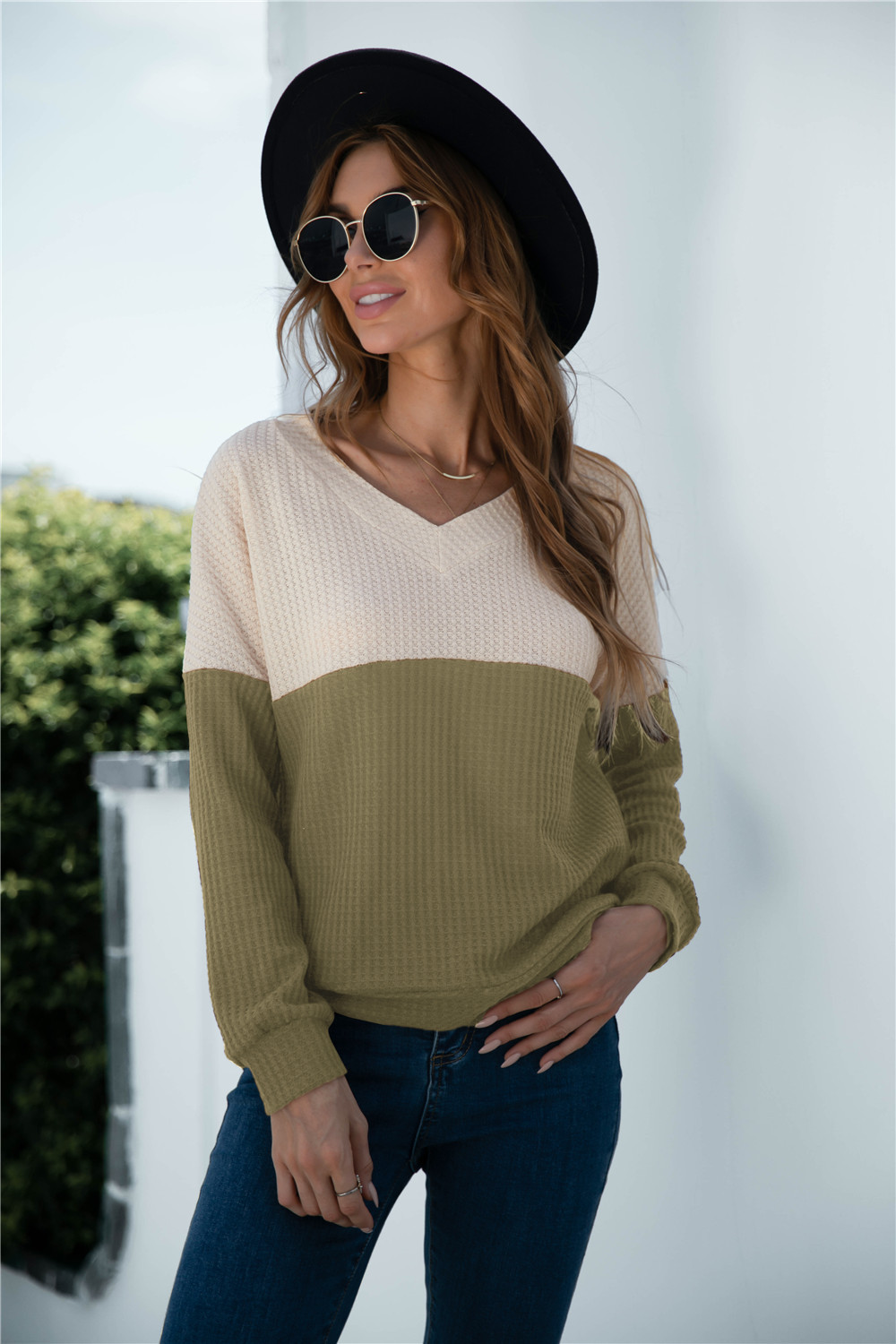 Title 6, New Fashion Ladies V-Neck Color-Block Sweater