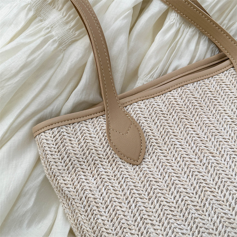 Large And Minimalist Storage Bag For Women's Shoulder