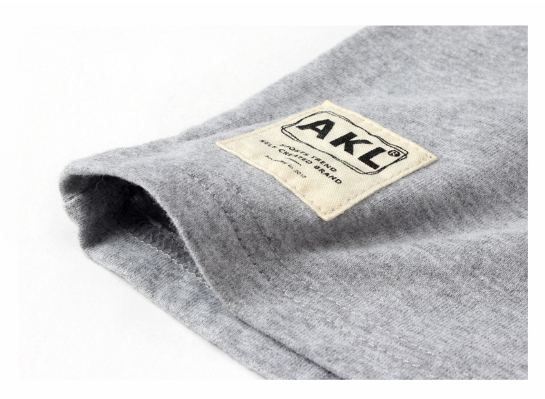 تيشيرت أطفال بأكمام طويلة ونقشة كرتونية متباينة الألوان