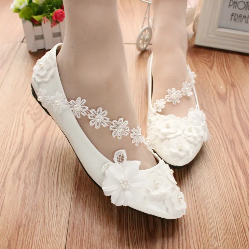 White Large Lace Low Heel Wedding Dress 3D Flower Women's Shoes - White