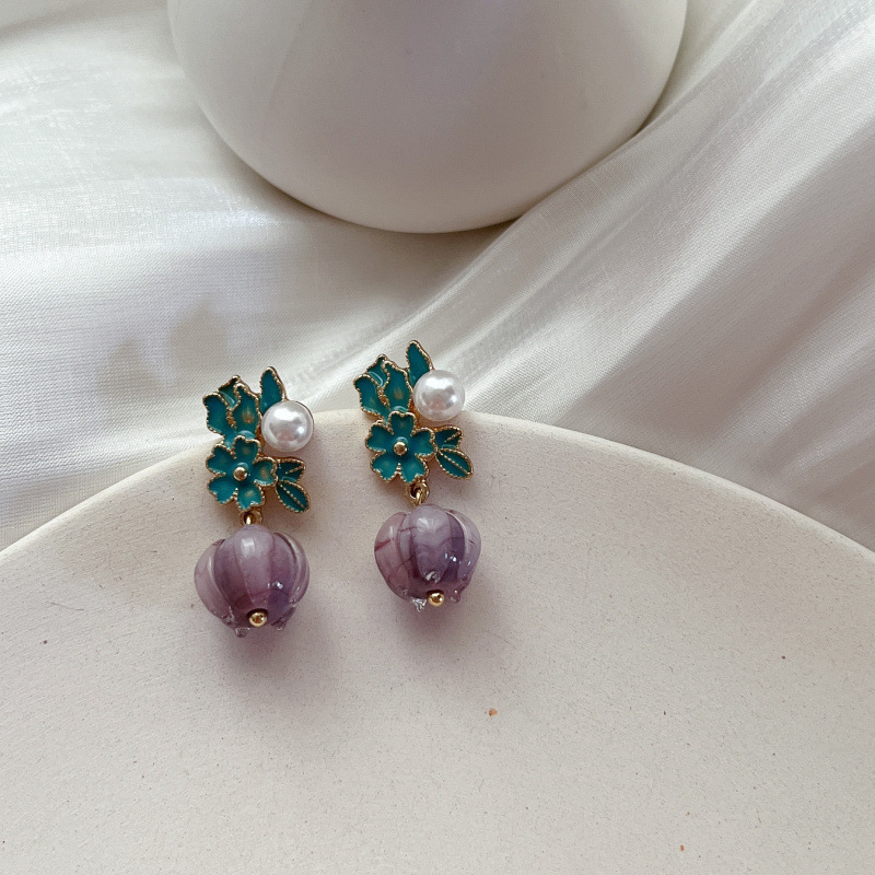 Vintage Court Bell Orchid Lucite Oil Drip Earrings