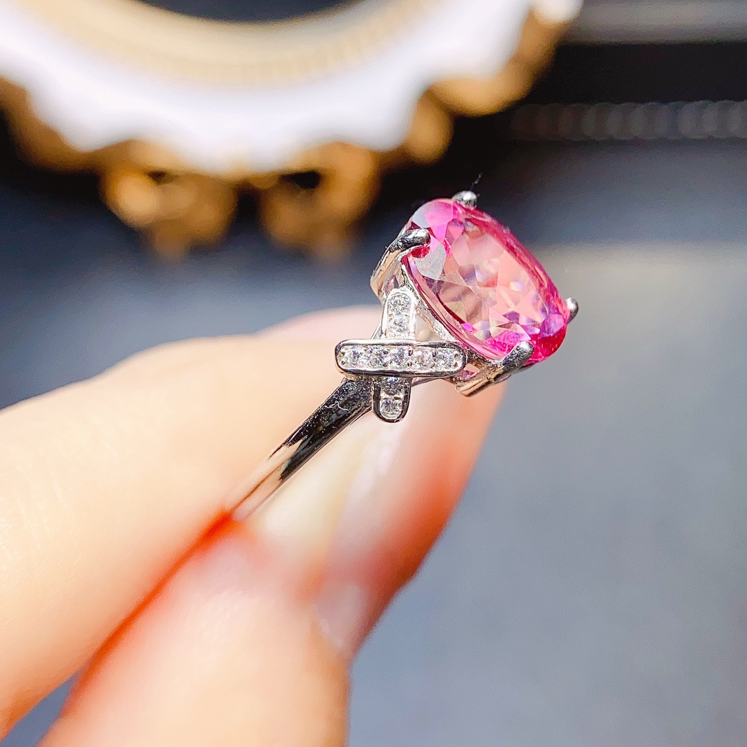 European And American Natural Powder Topaz Ring