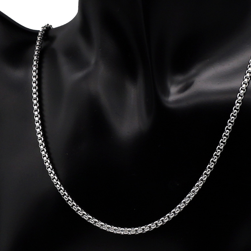 Simple Electroplating Stainless Steel Square Necklace
