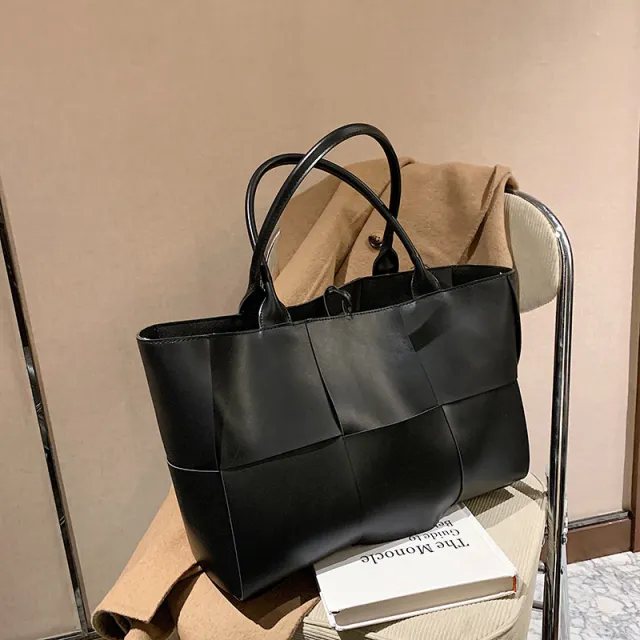 New Korean Style Textured Shoulder Bag With Large Capacity Black - Shop at LoveMi