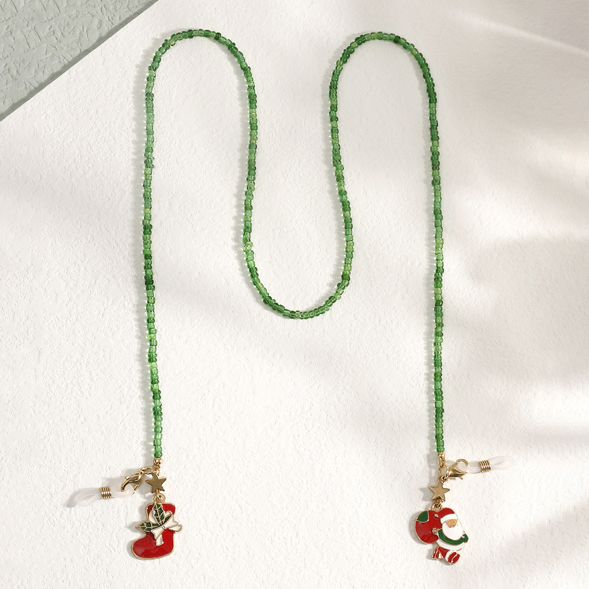 قلادة أساسية عالية الجودة بتصميم جديد للنساء العصريات