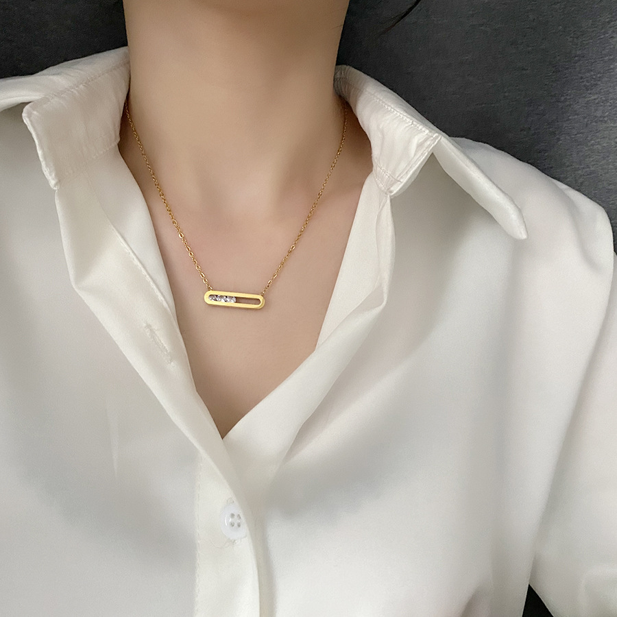 Title 7, Rectangular Pendant Flowing Zircon Clavicle Cha...