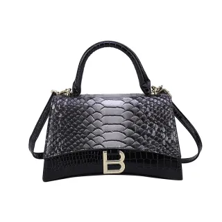 Women's Snake Pattern B Word Handbag - Black