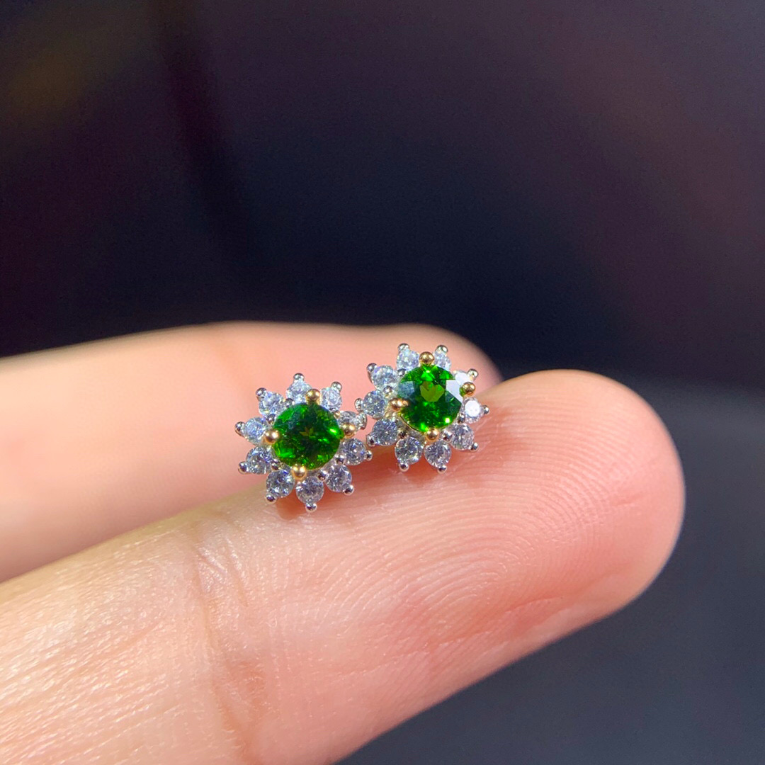 Emerald Diopside Round Sterling Silver Stud Earrings