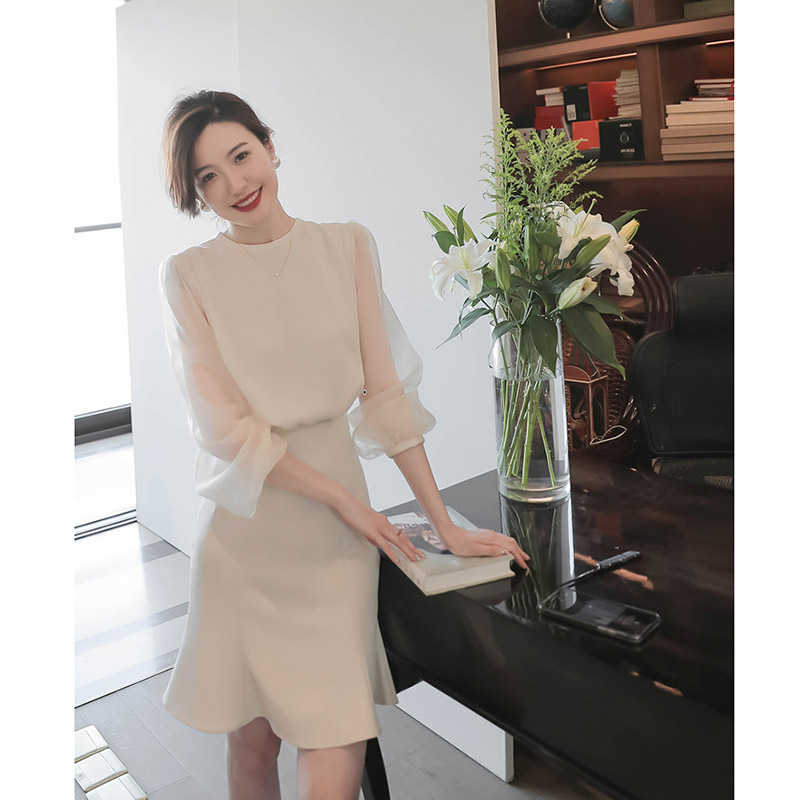 Two-Piece Top and Skirt Suit, picture 4 of 5