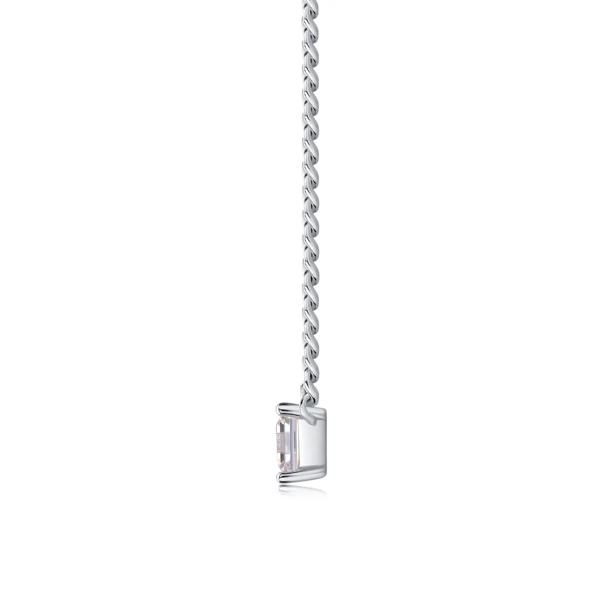 1Zhang Yang - A Fashionable And Luxurious Diamond Jewelry Pendant Set With Square Moissanite S925 Sterling Silver Prohibit Tk Sales