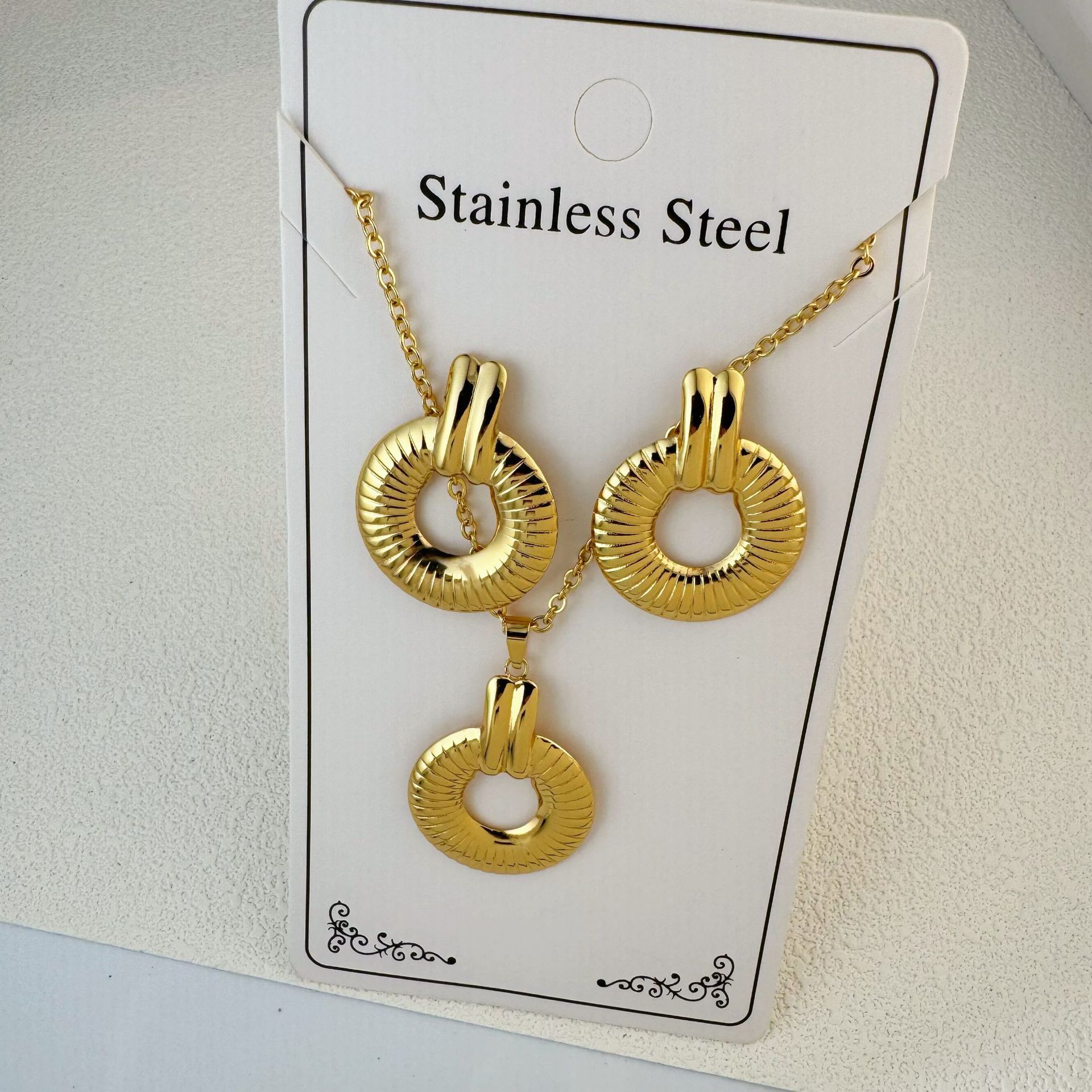 New Stainless Steel Plated 18k Gold Necklace Earring Set