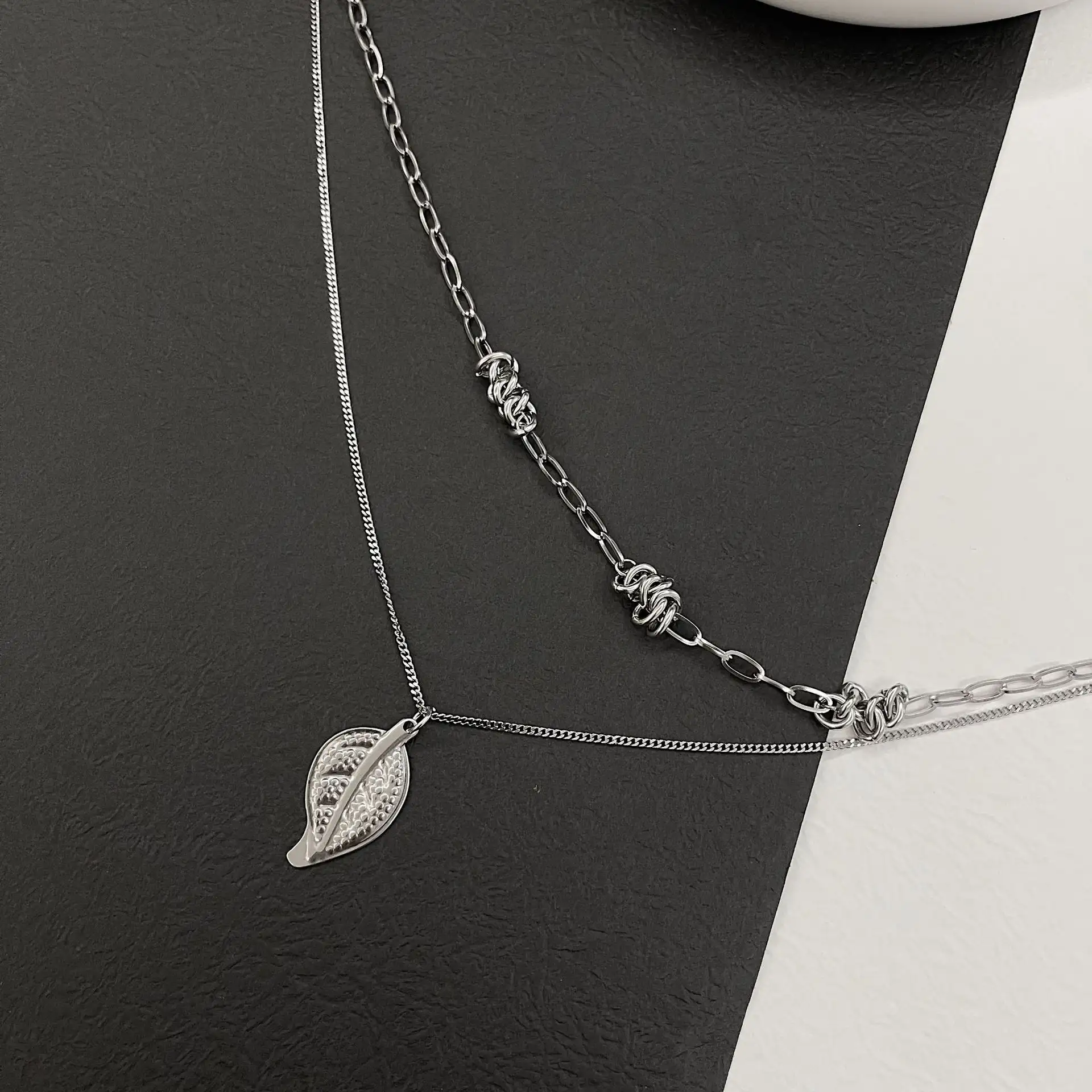 Double Layered Metal Leaf Pendant Knotted Chain Thorns Titanium Steel Necklace