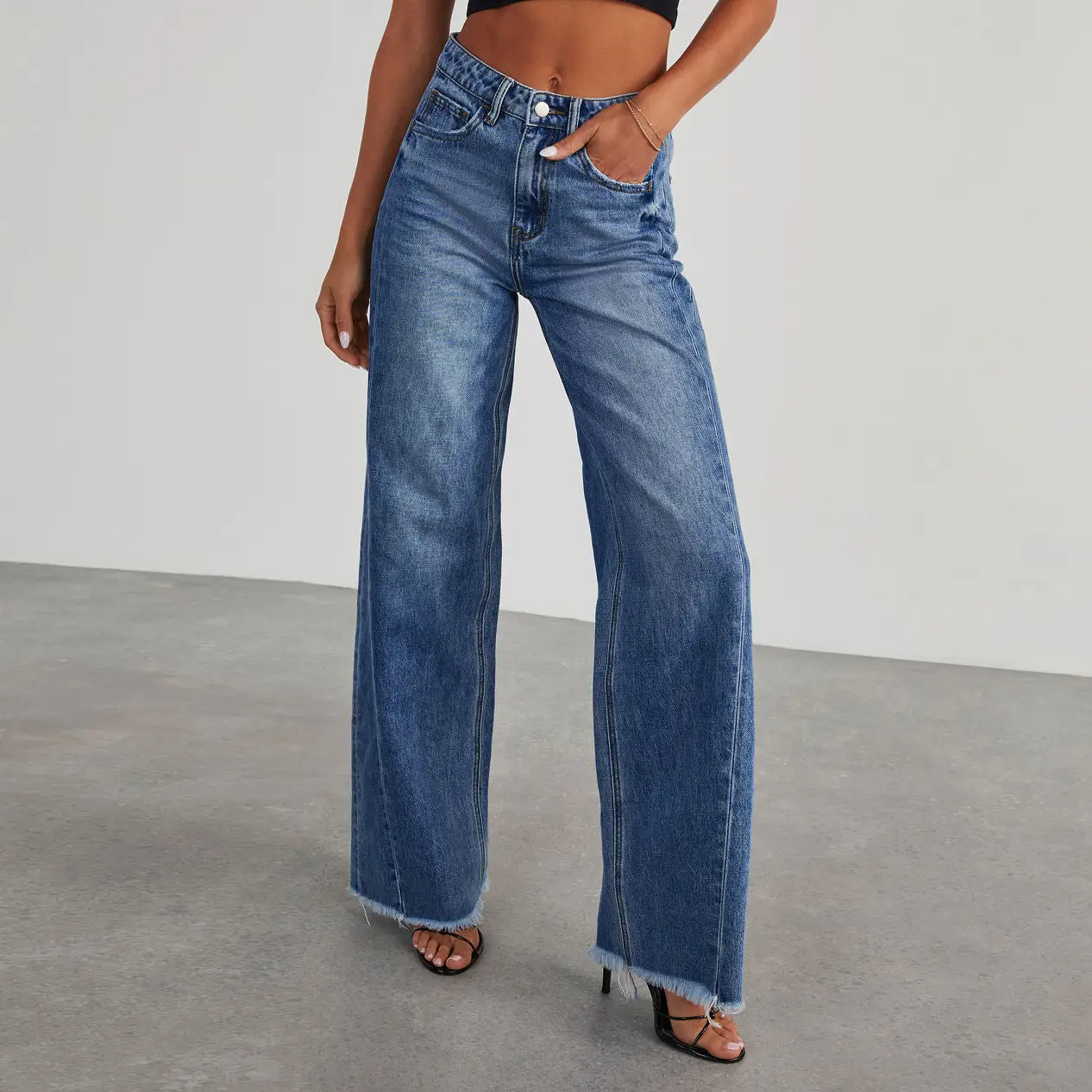 Fashion High Waist Jeans with Pockets Comfortable Slim Fit Straight Wide-leg