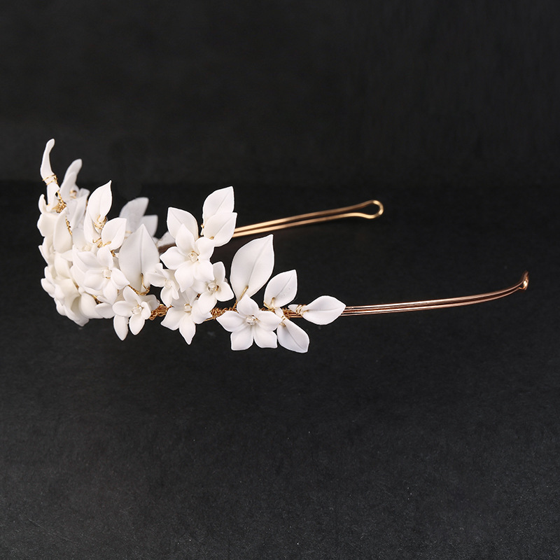 Title 2, White Leaf Ceramic Flower Hair Decoration