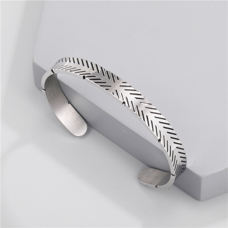 Simple And Versatile Stainless Steel  Bracelet