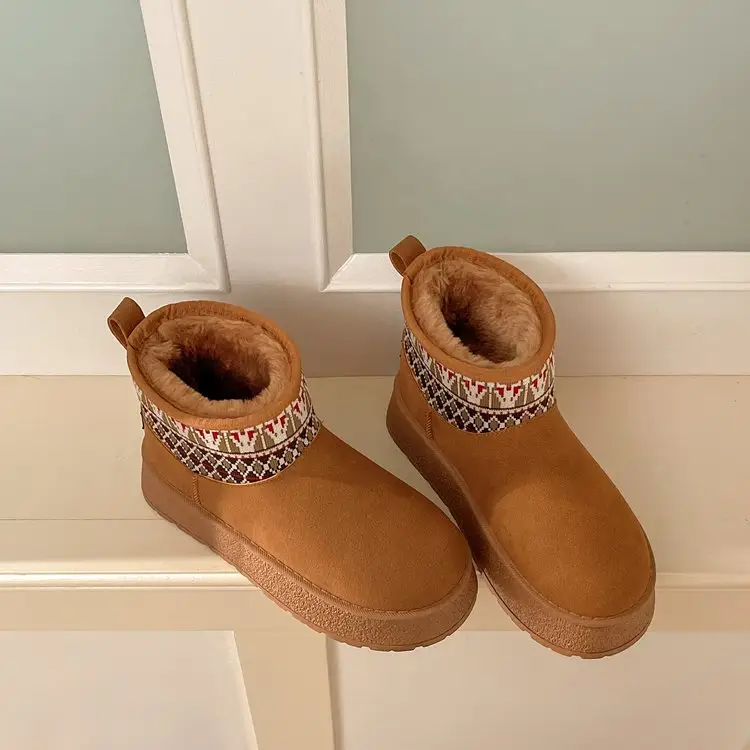 Women's Short Snow Boots