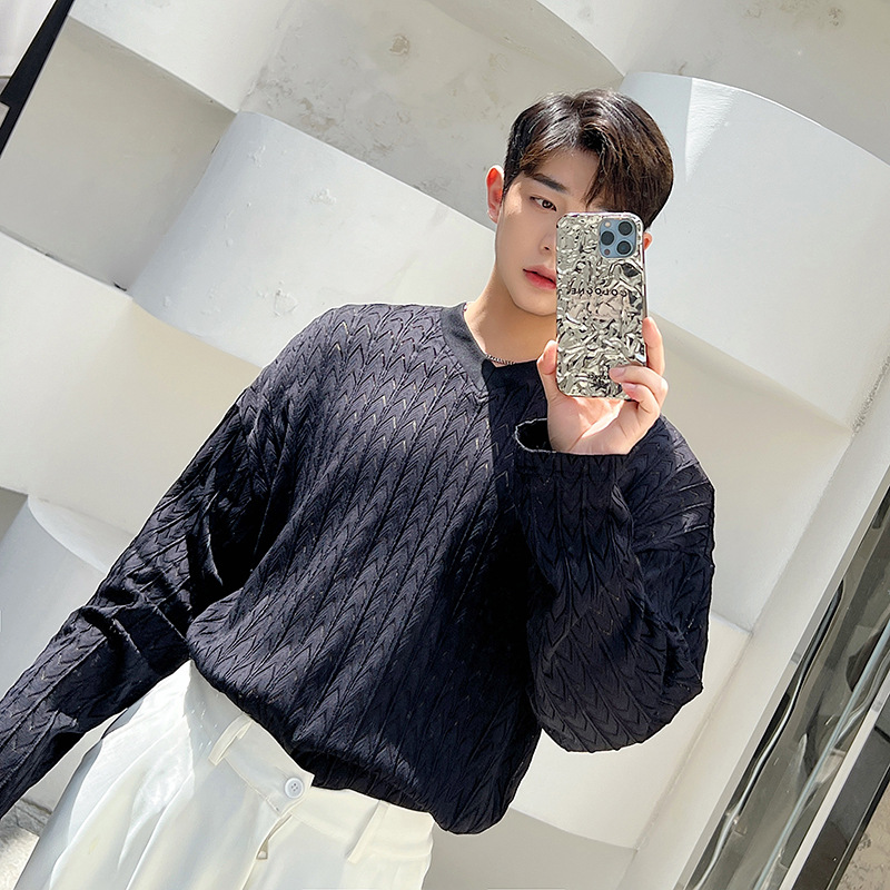 Men's Fashion Woven Jacquard V-Neck T-Shirt