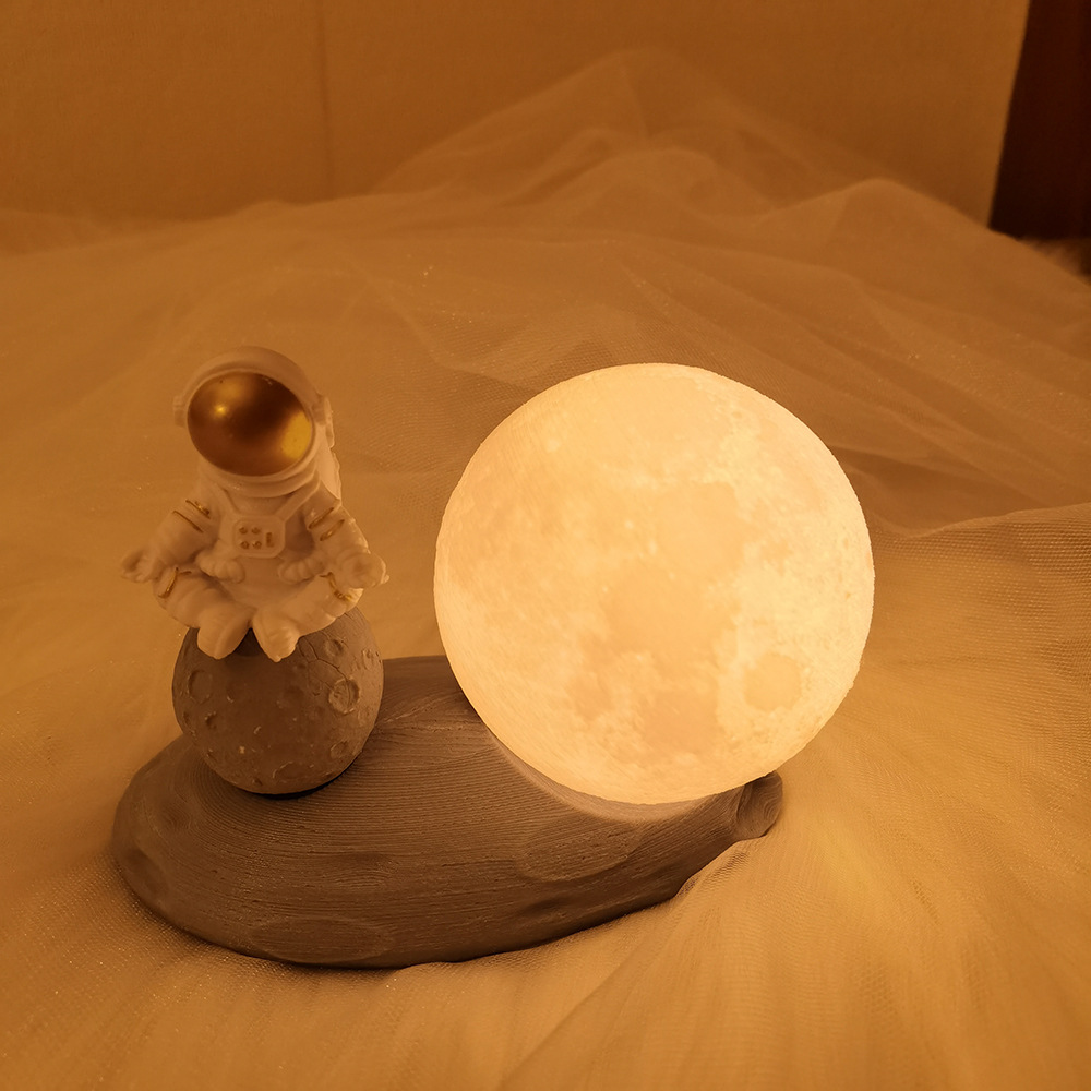 Lunar Night Light, picture 2 of 5