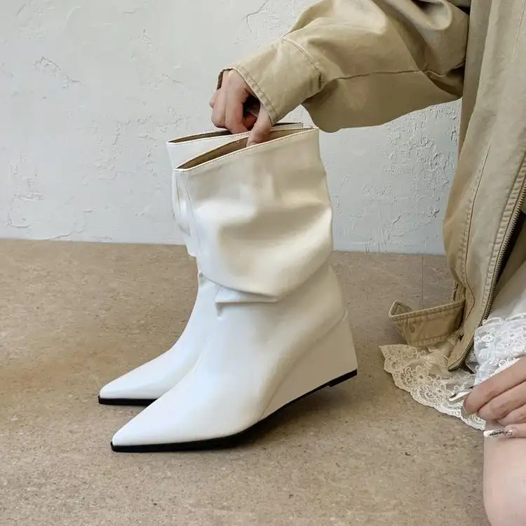 Women Pointed Toe Pleated Shaft Wedge Mid