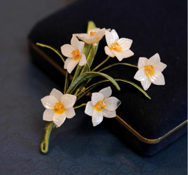 Hand-wrapped Daffodil Vintage Pins Accessorize Coat Accessories — foto 2