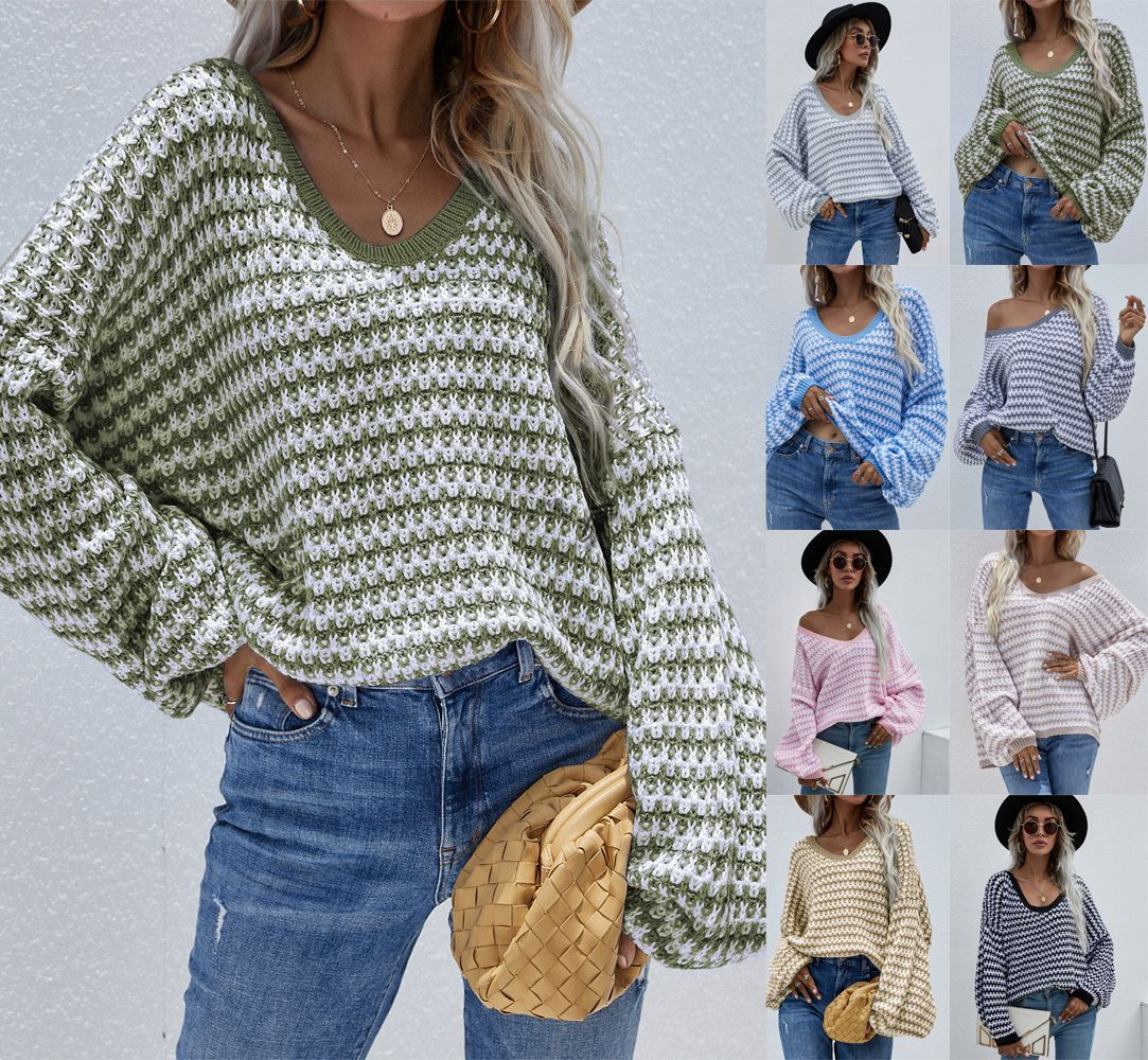 Title 8, Gestreifter Pullover mit V-Ausschnitt