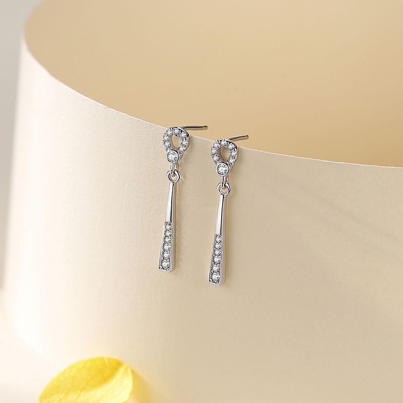 S925 Silver Simple Diamond Round Earrings