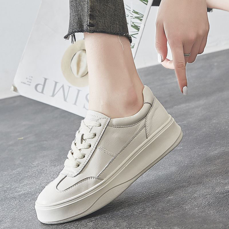 Women's Summer Breathable Flat Casual Leather Shoes