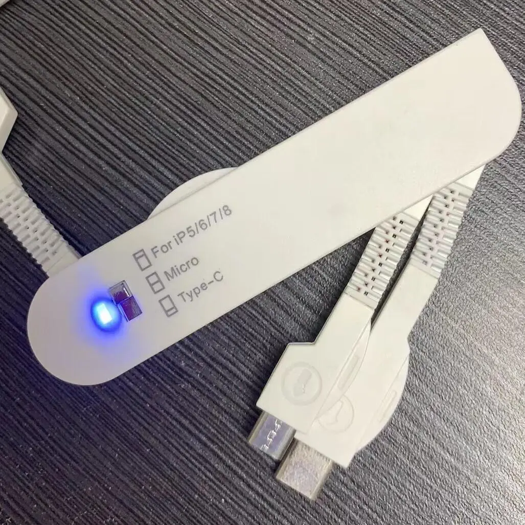 Folding 3-in-1 Data Cable A Drag Three