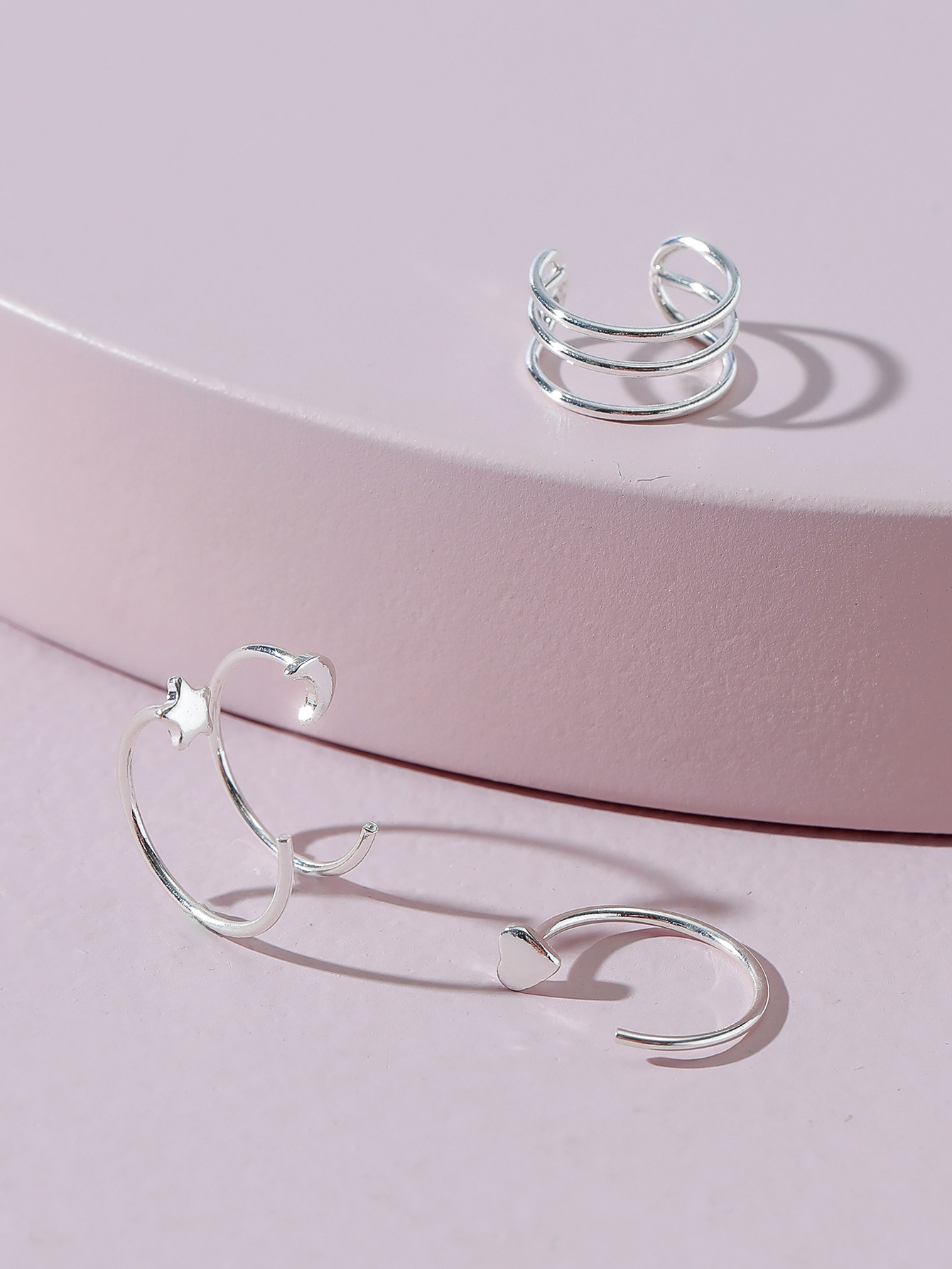 European And American Fashion Unilateral Asymmetric Simple Earrings