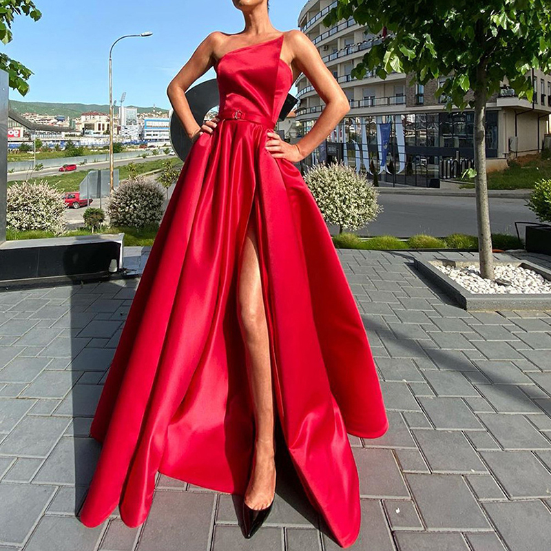 Women's Solid Color Strapless Evening Gown, High Slit Ruched Bust And Flared Skirt For Banquet & Formal Events Red - Shop at LoveMi