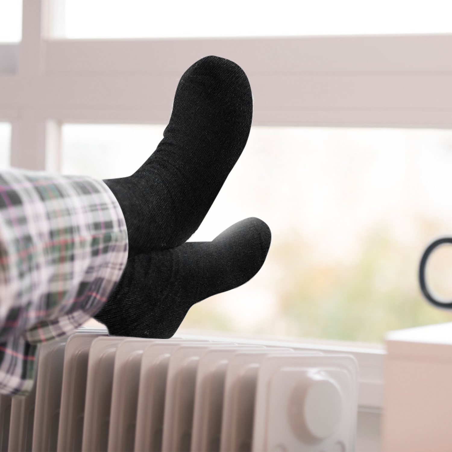 3 Color Options -- 3 Pairs Men Warm Wool Socks Soft Cozy Winter Thermal Socks For Men Thick Heat-Trapping Moisture Wicking Socks Indoor Outdoor — foto 17
