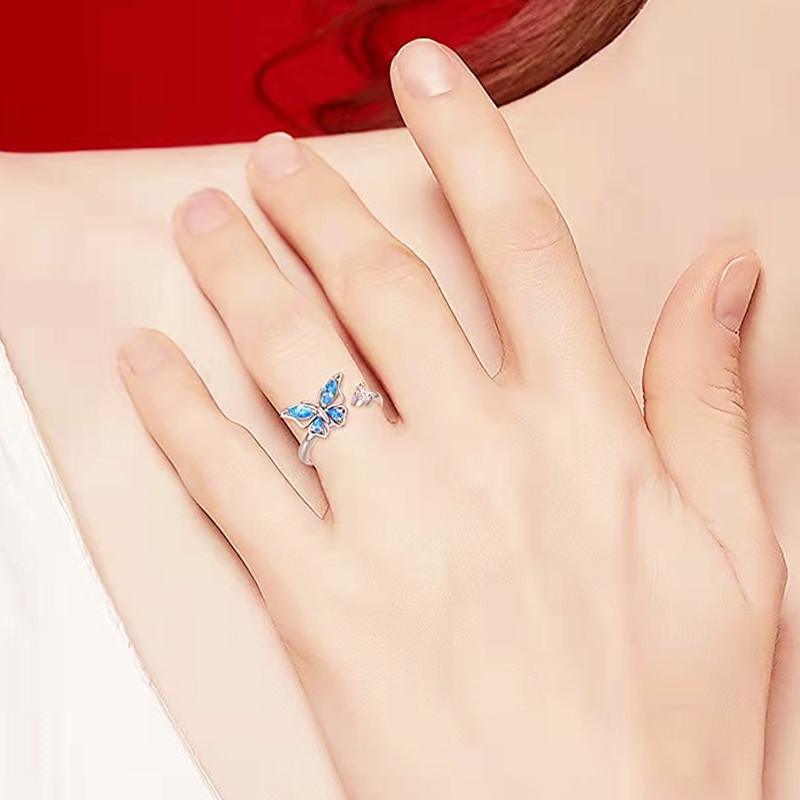 Jewelry Butterfly Can Rotate Ring Female