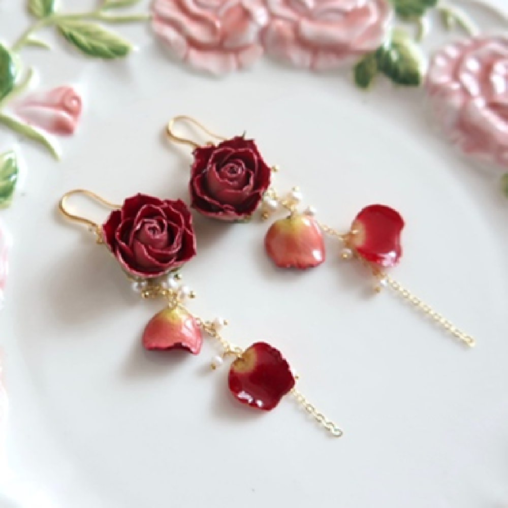 Title 4, New Fashion Summer Rose Earrings, a stylish and...