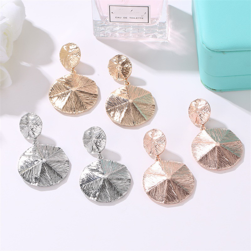 Exaggerated Round Metal Solid Geometric Earrings