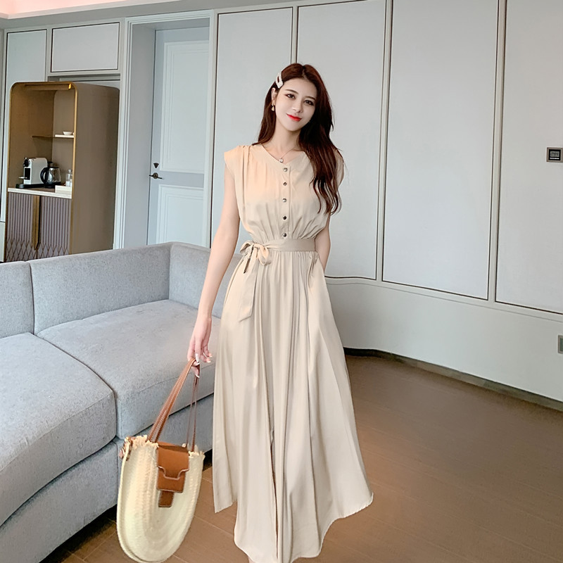 High-Waist Round-Neck Dress, picture 2 of 5