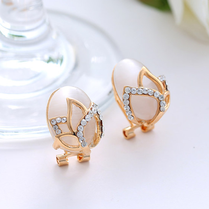 Korean Earrings Fashion Small Simple Hollow Flowers